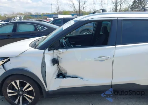 2018 Nissan Kicks Sv from USA, damaged, VIN 3N1CP5CU5JL509268